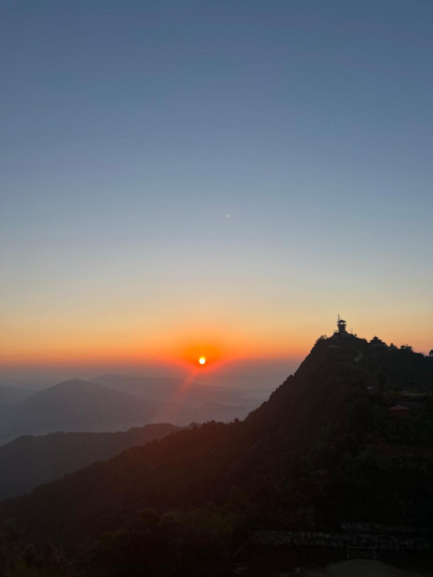 Hotel Annapurna View Sarangkot Покхара Экстерьер фото